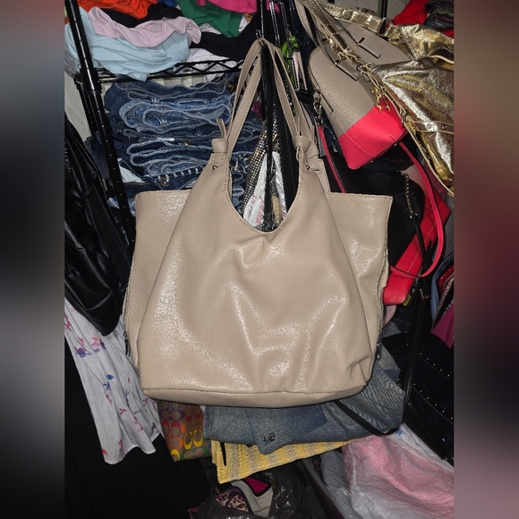 🍁🍂Steve Madden XL tote Bag & Crossbody - Picture 6 of 13